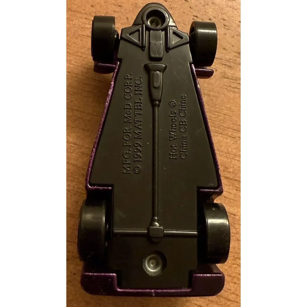 Vintage 1999 HOT WHEELS / MCDONALD'S SURFBOARDER‎ PURPLE CAR Prowler